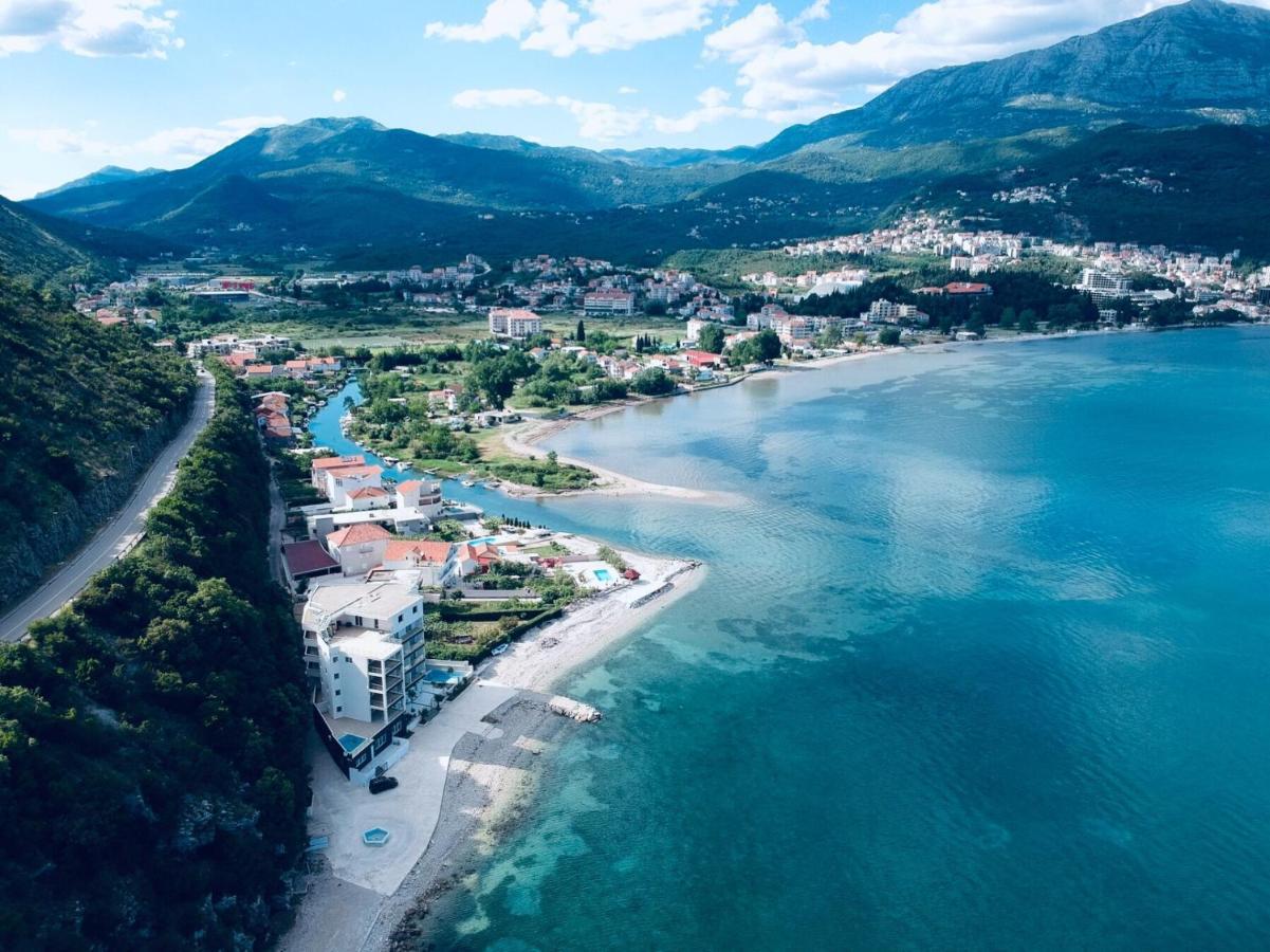 Hotel Vienna Herceg Novi Exterior foto
